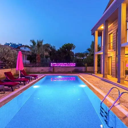 Willa Sleeps 6 Pool Air Con Wifi Ölüdeniz